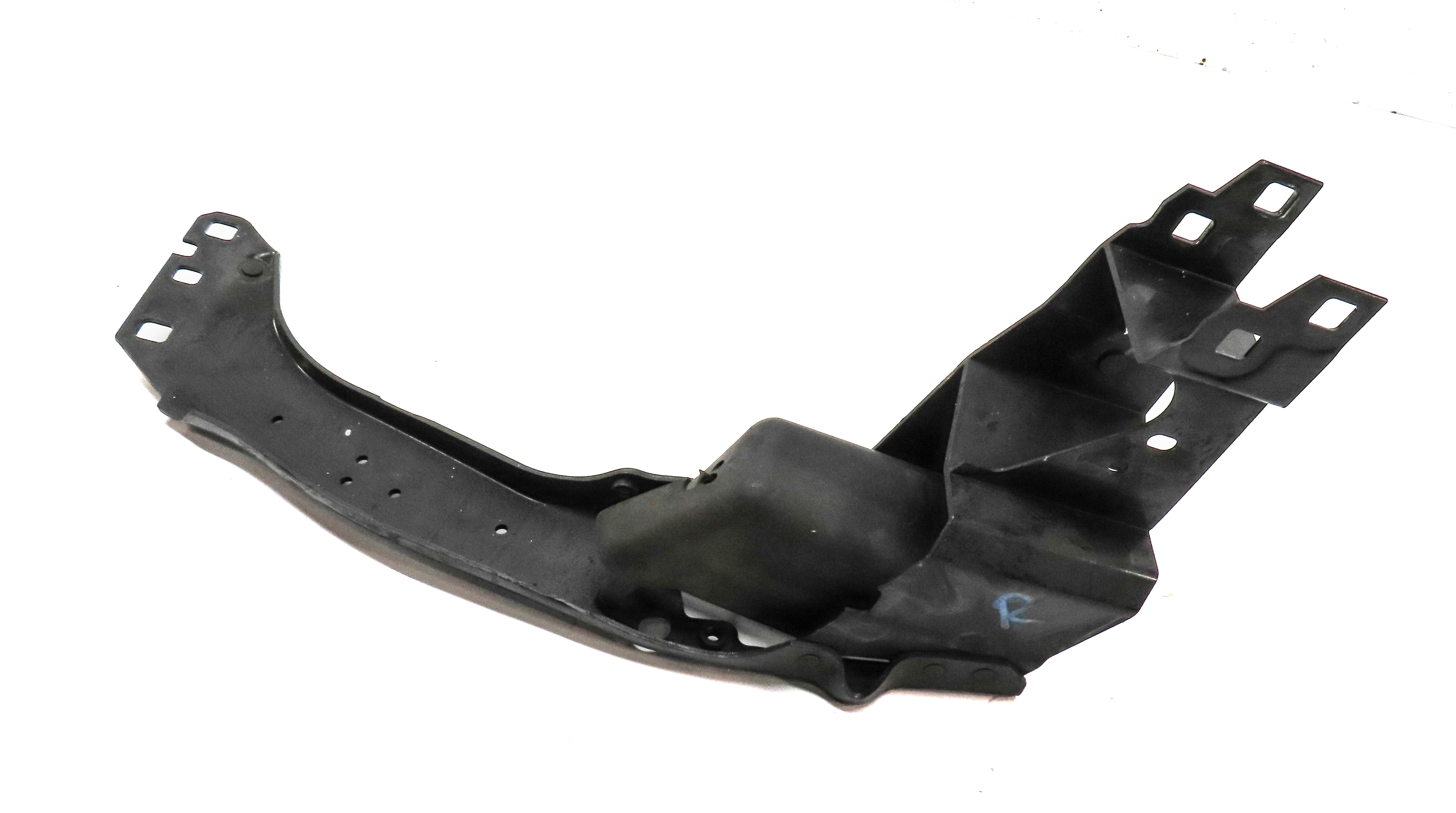 2018 BMW X2 F39 FRONT RIGHT PASSENGER HEADLIGHT HEAD LIGHT SUPPORT MOUNT BRACKET — exact item pictured